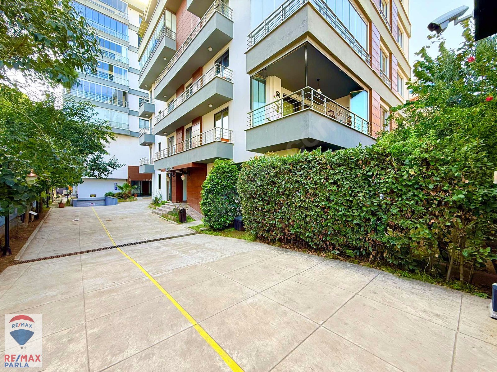 Üsküdar 4+1 Aileye Uygun Geniş Kiralık Daire